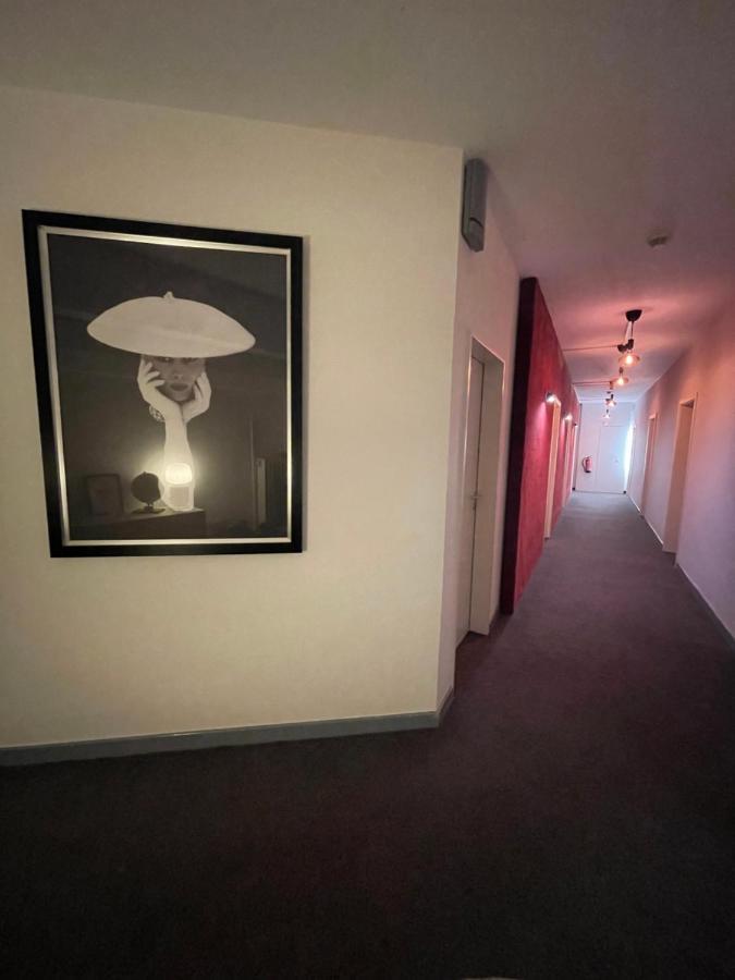 Max Self-check-in Hotel Düsseldorf