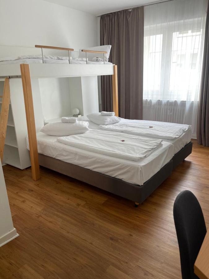 Max Self-check-in 3* Düsseldorf